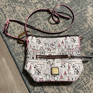 Disney Dooney and Bourke Minnie cross body bag